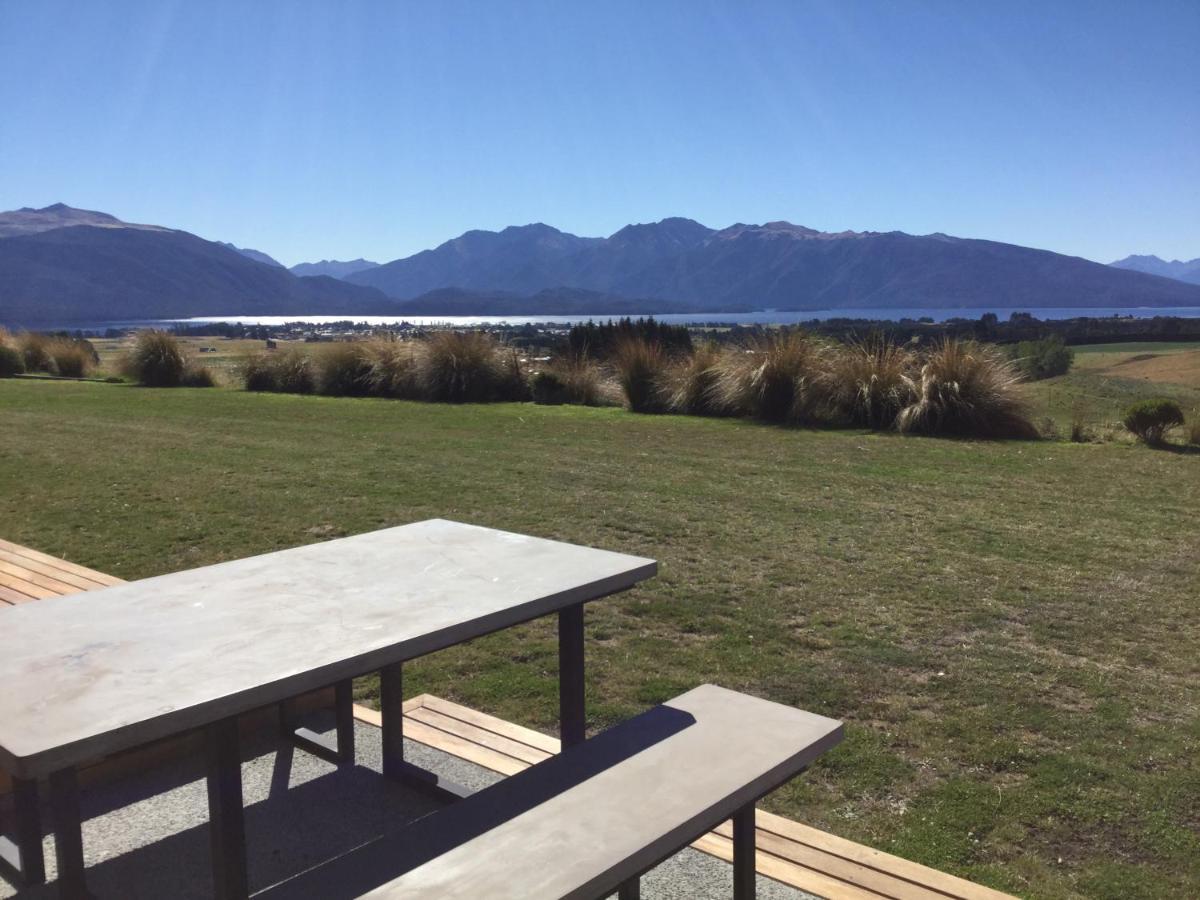 Villa Fiordland Eco-Retreat -- Panoramic Views -- Hot Tub Te Anau Exterior foto